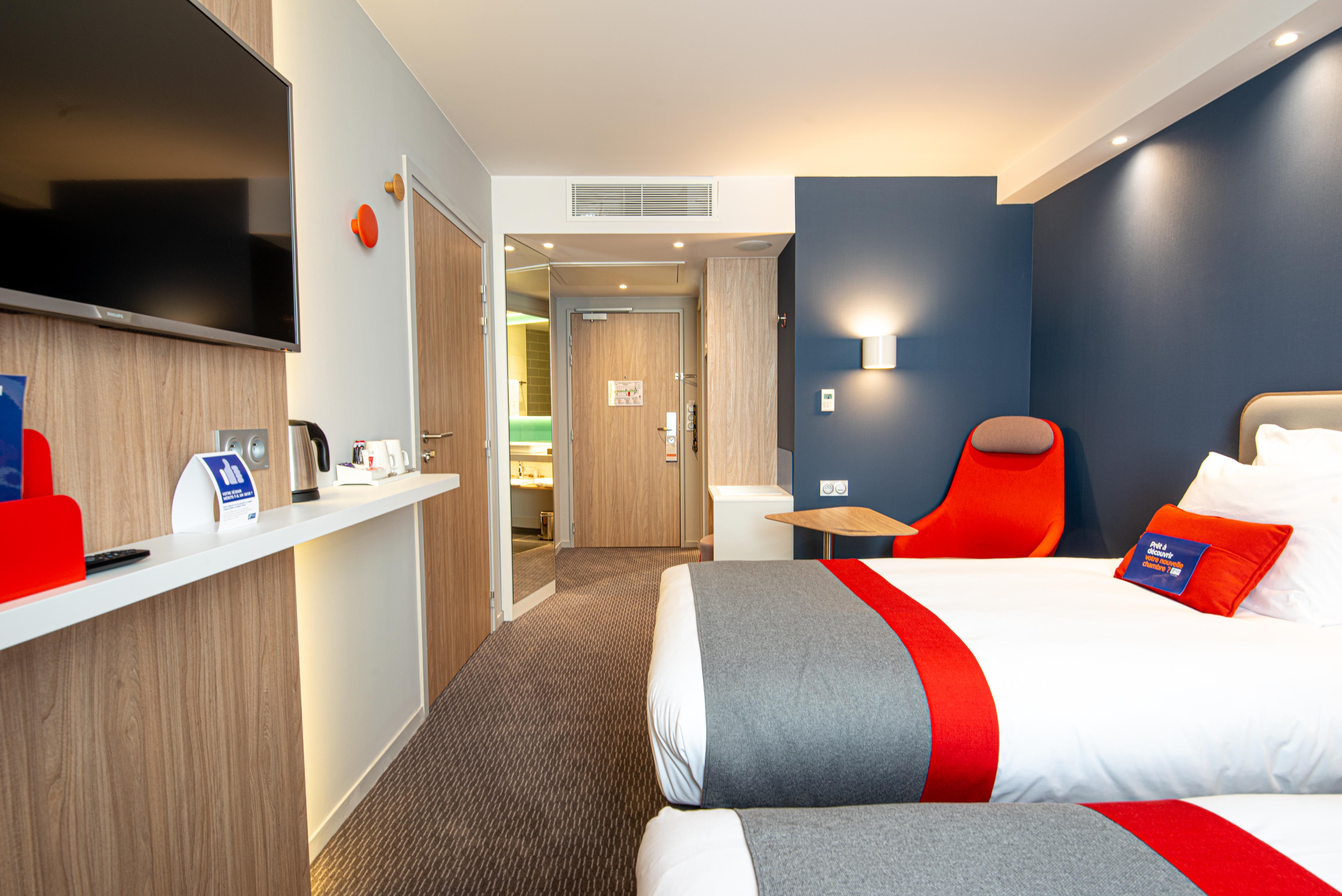 Holiday Inn Express - Bordeaux - Lormont By Ihg מראה חיצוני תמונה